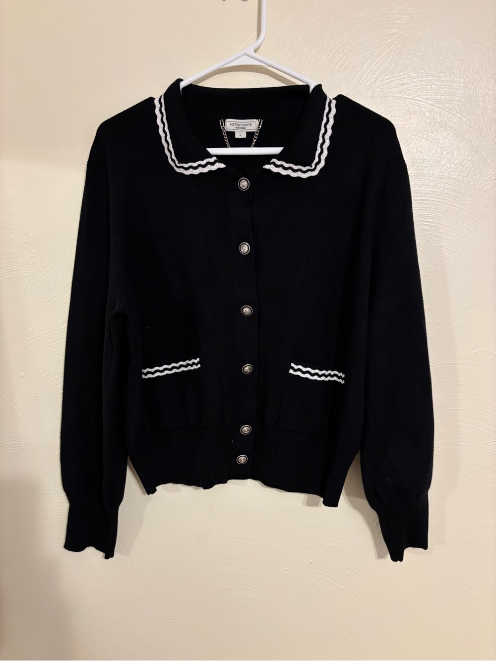 Metric Knits New York Black White Contrast Trim Cardigan Sweater L